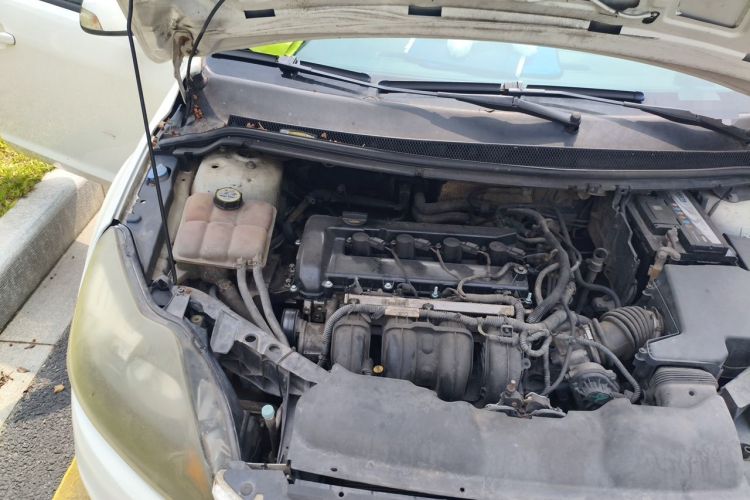 Used Ford Focus 2013 Hatchback Classic 1.8L Automatic Millionth Anniversary Edition Engine Bay Right
