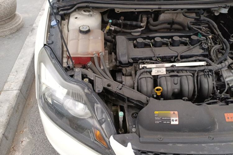 Used Ford Focus 2013 Hatchback Classic 1.8L Automatic Millionth Anniversary Edition Engine Bay Right
