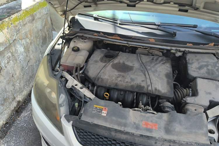 Used Ford Focus 2013 Hatchback Classic 1.8L Automatic Fashion Edition Engine Bay Right