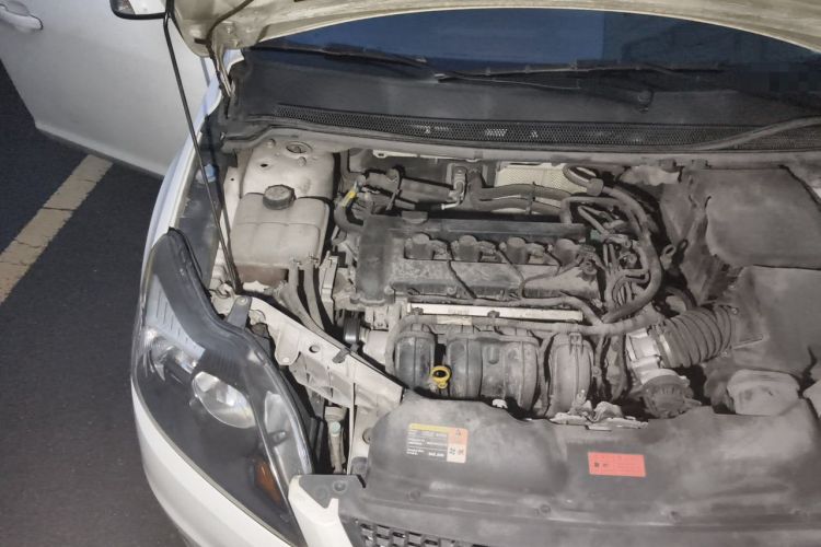 Used Ford Focus 2013 Hatchback Classic 1.8L Automatic Base Model Engine Bay Right
