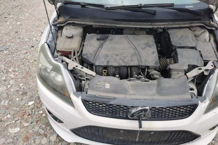 Used Ford Focus 2013 Hatchback Classic 1.8L Automatic Fashion Edition Engine Bay Right
