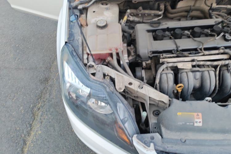 Used Ford Focus 2013 Hatchback Classic 1.8L Automatic Base Model Engine Bay Right