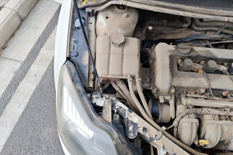 Used Ford Focus 2013 Hatchback Classic 1.8L Automatic Base Model Engine Bay Right