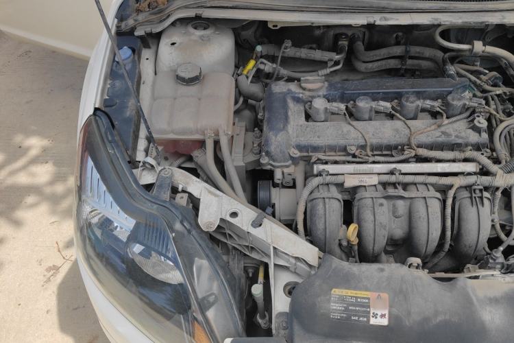 Used Ford Focus 2013 Hatchback Classic 1.8L Manual Base Model Engine Bay Right