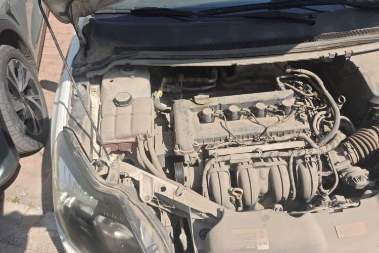 Used Ford Focus 2013 Hatchback Classic 1.8L Automatic Millionth Anniversary Edition Engine Bay Right