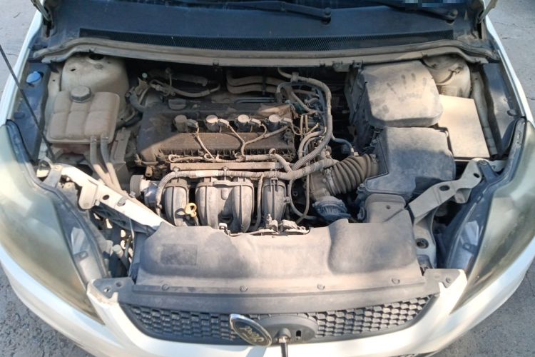 Used Ford Focus 2013 Hatchback Classic 1.8L Manual Base Model Engine Bay