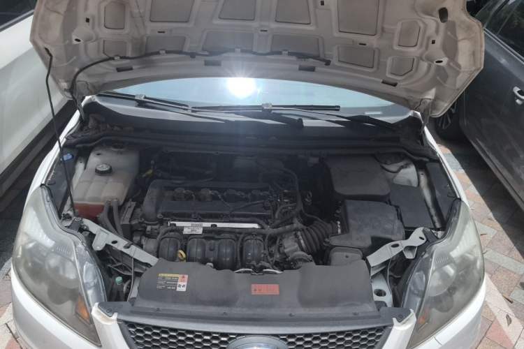 Used Ford Focus 2013 Hatchback Classic 1.8L Automatic Base Model Engine Bay