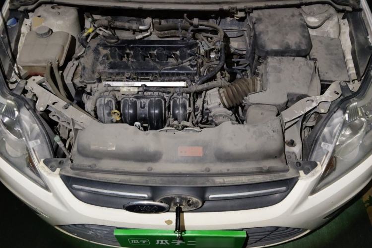 Used Ford Focus 2013 Sedan Classic 1.8L Manual Base Model Engine Bay