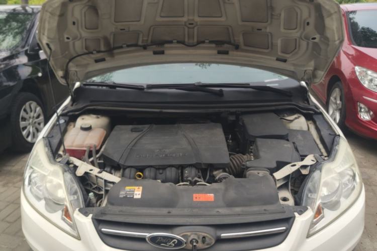 Used Ford Focus 2013 Sedan Classic 1.8L Automatic Fashion Edition Engine Bay