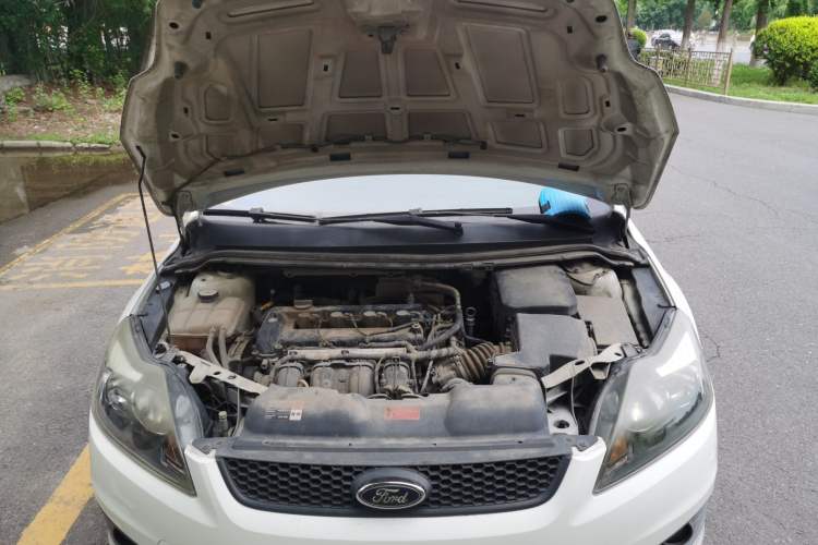Used Ford Focus 2013 Hatchback Classic 1.8L Automatic Base Model Engine Bay