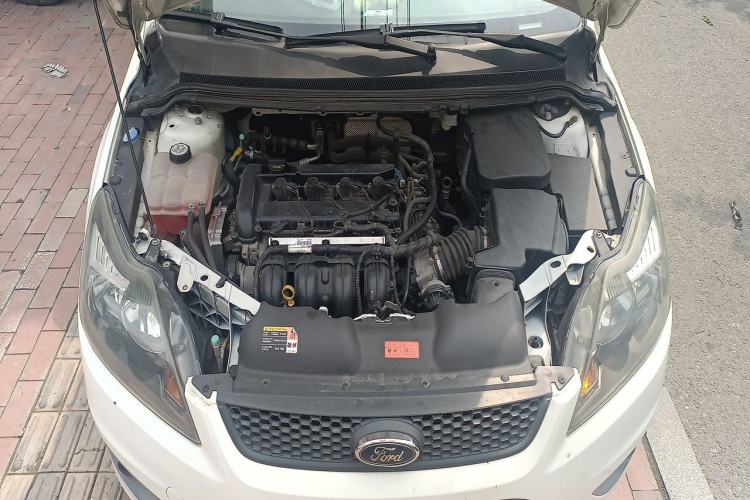 Used Ford Focus 2013 Hatchback Classic 1.8L Automatic Base Model Engine Bay