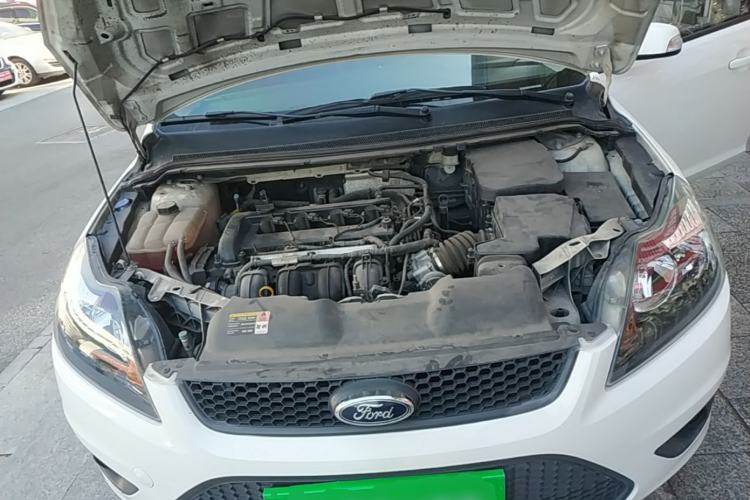Used Ford Focus 2013 Hatchback Classic 1.8L Automatic Base Model Engine Bay