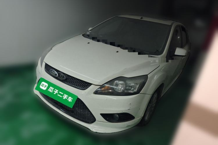 Gebrauchter Ford Focus 2013 Hatchback Classic 1.8L Automatic Fashion Edition Guazi used car, China used car export, Used car for sale, Used  cars, Cheapest cars for sale