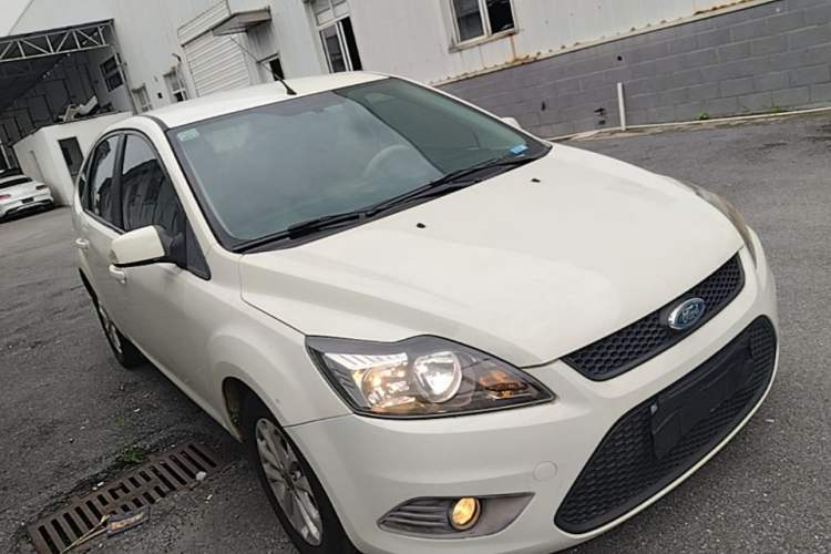 Used Ford Focus 2013 Hatchback Classic 1.8L Automatic Base Model Exterior 1
