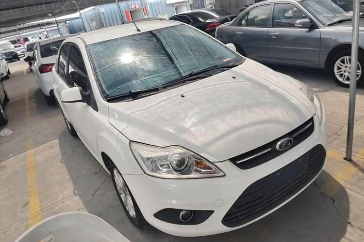 Used Ford Focus 2013 Sedan Classic 1.8L Manual Base Model Exterior 1