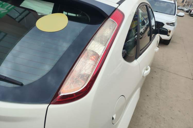 Used Ford Focus 2013 Hatchback Classic 1.8L Automatic Base Model Exterior 1
