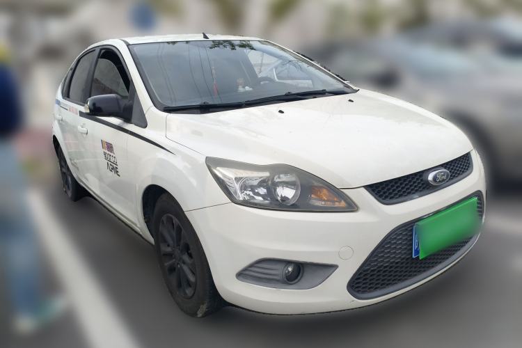 Used Ford Focus 2013 Hatchback Classic 1.8L Manual Base Model Exterior 2