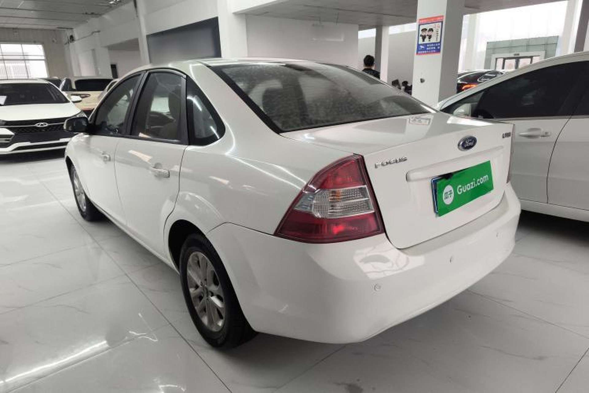 Used Ford Focus 2013 Sedan Classic 1.8L Manual Base Model Exterior 2