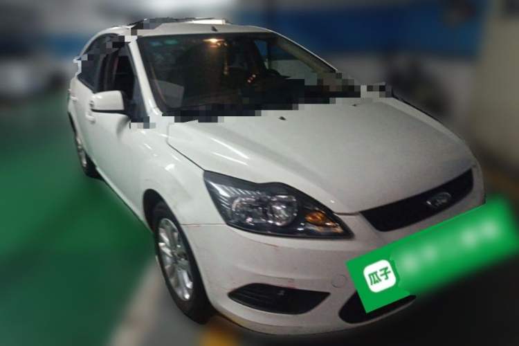 Used Ford Focus 2013 Hatchback Classic 1.8L Automatic Base Model Exterior 2