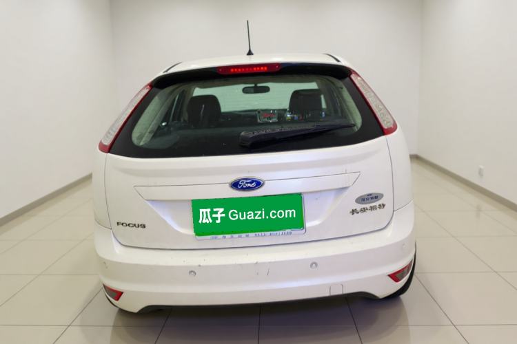 Used Ford Focus 2013 Hatchback Classic 1.8L Automatic Base Model Exterior 4