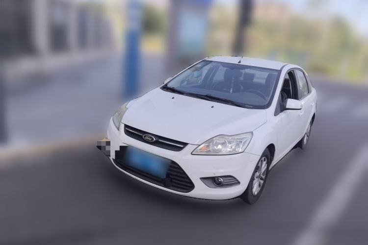 Used Ford Focus 2013 Sedan Classic 1.8L Manual Base Model Guazi used car, China used car export, Used car for sale, Used cars, Cheapest cars for sale