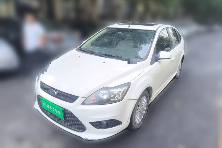 Used Ford Focus 2013 Hatchback Classic 1.8L Automatic Fashion Edition Guazi used car, China used car export, Used car for sale, Used  cars, Cheapest cars for sale