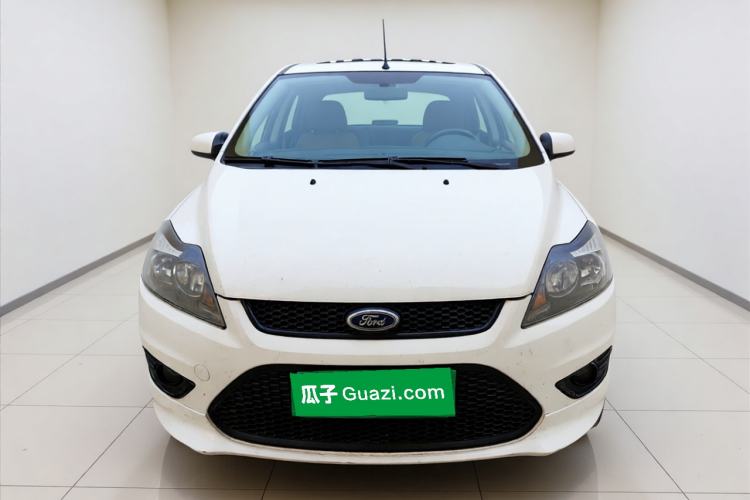 Used Ford Focus 2013 Hatchback Classic 1.8L Automatic Fashion Edition Front