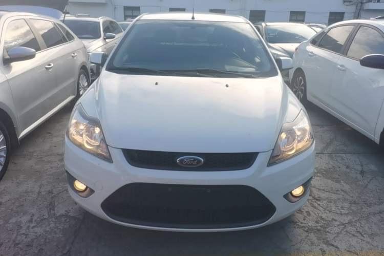 Used Ford Focus 2013 Hatchback Classic 1.8L Automatic Base Model Front