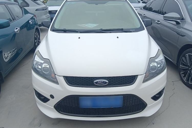 Used Ford Focus 2013 Hatchback Classic 1.8L Automatic Fashion Edition Front