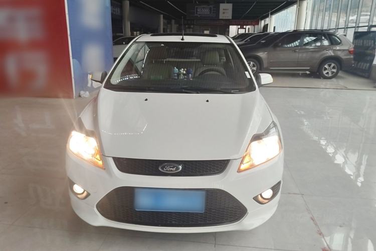 Used Ford Focus 2013 Hatchback Classic 1.8L Automatic Fashion Edition Front