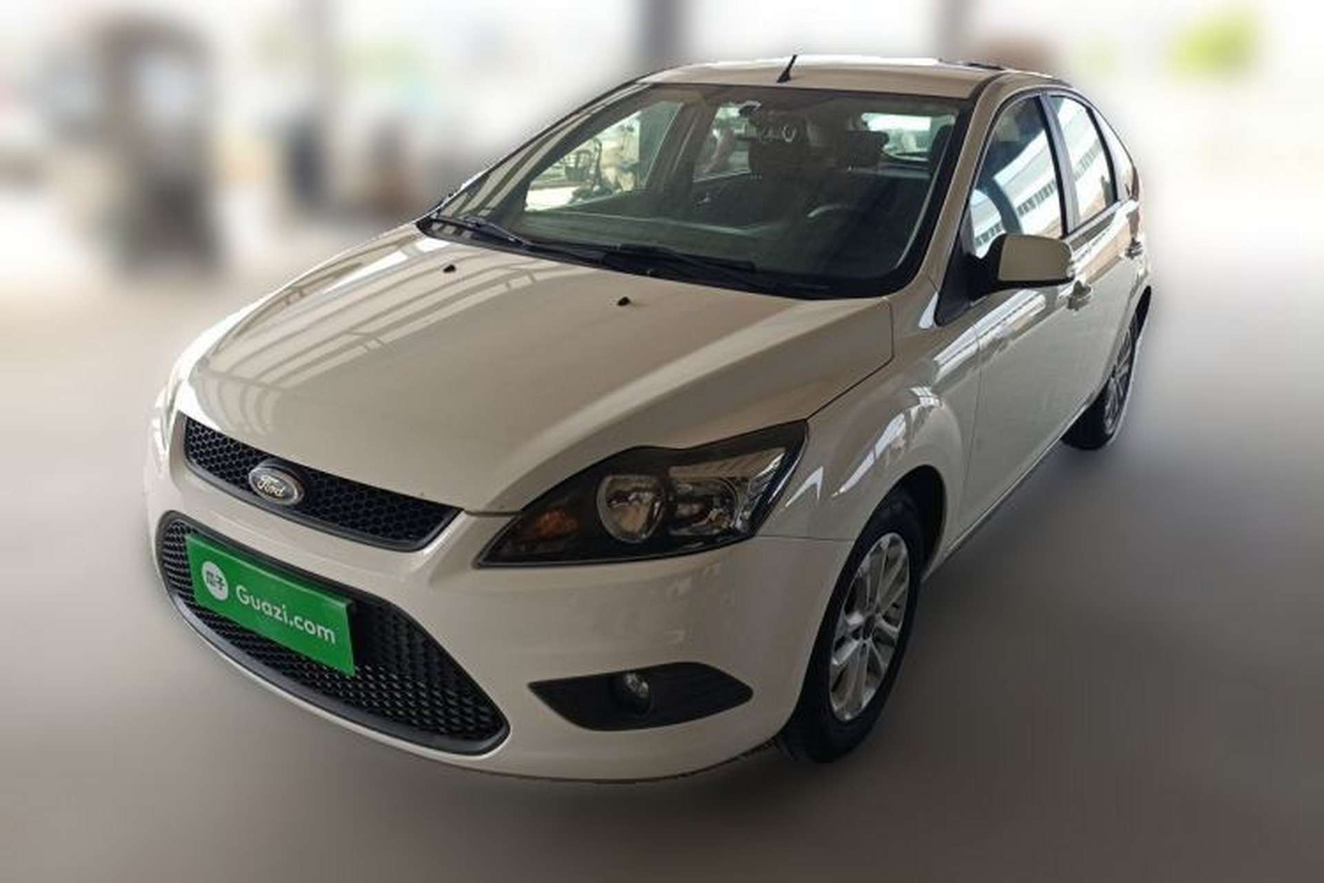 Used Ford Focus 2013 Hatchback Classic 1.8L Automatic Base Model Front Left 45 Deg