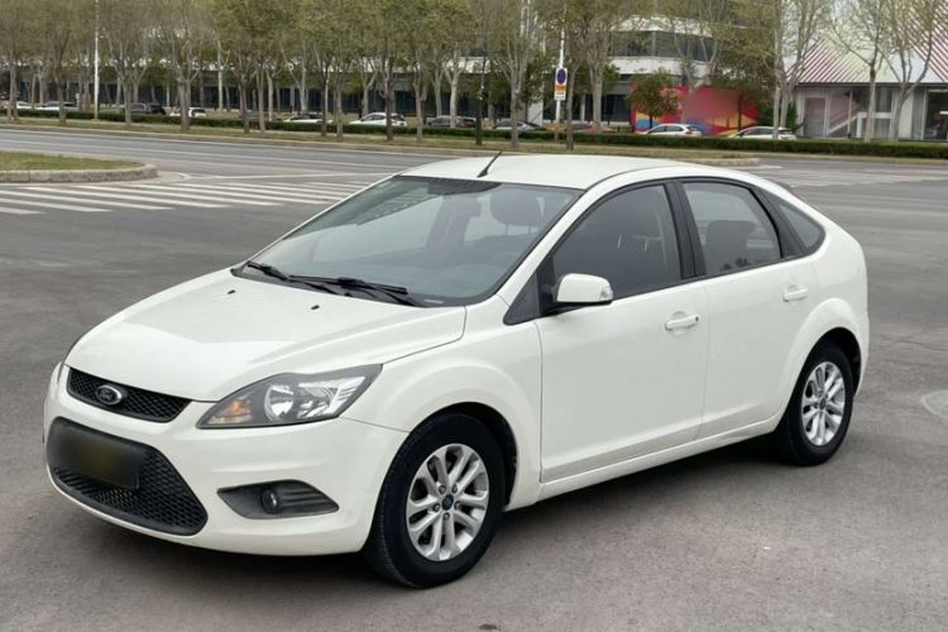 Used Ford Focus 2013 Hatchback Classic 1.8L Manual Base Model Front Left 45 Deg