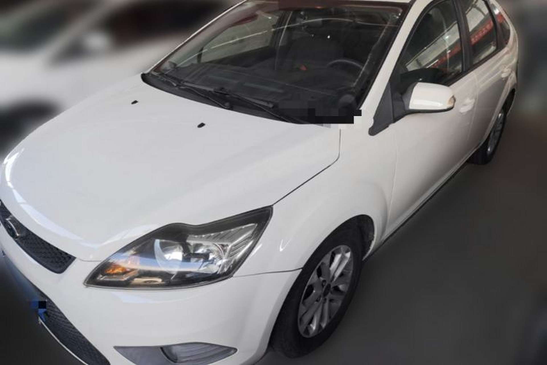 Used Ford Focus 2013 Hatchback Classic 1.8L Automatic Base Model Front Left 45 Deg