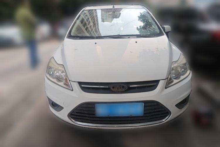 Used Ford Focus 2013 Sedan Classic 1.8L Automatic Fashion Edition Front