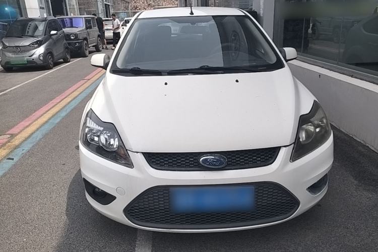 Used Ford Focus 2013 Hatchback Classic 1.8L Manual Base Model Front