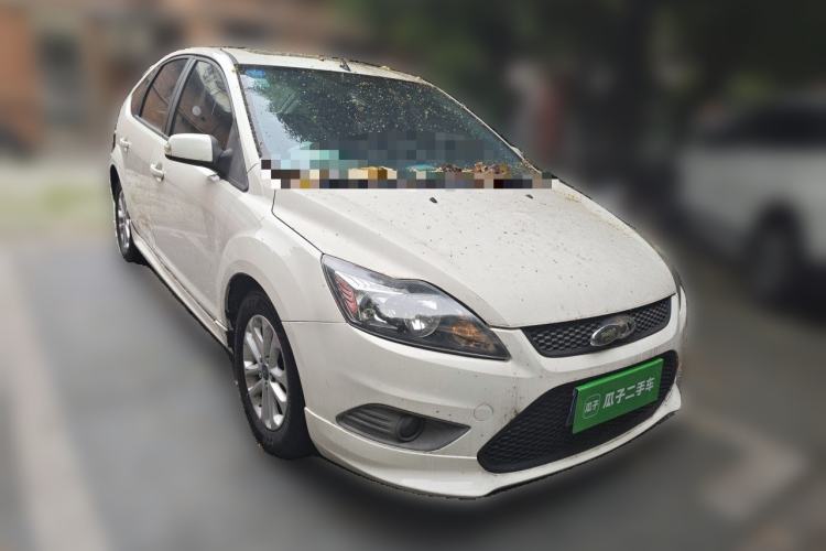 Used Ford Focus 2013 Hatchback Classic 1.8L Automatic Millionth Anniversary Edition Front Right 45 Deg