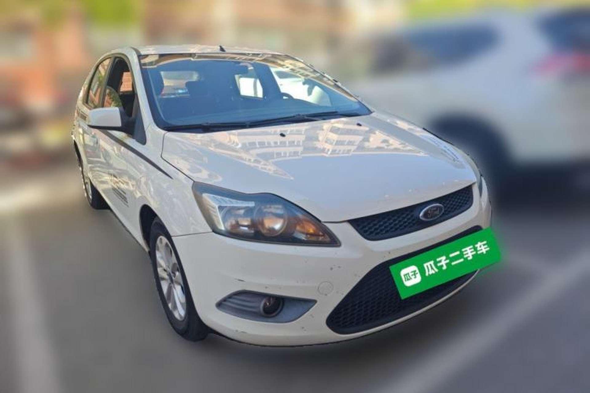 Used Ford Focus 2013 Hatchback Classic 1.8L Automatic Base Model Front Right 45 Deg