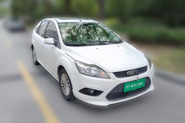Used Ford Focus 2013 Hatchback Classic 1.8L Automatic Fashion Edition Front Right 45 Deg