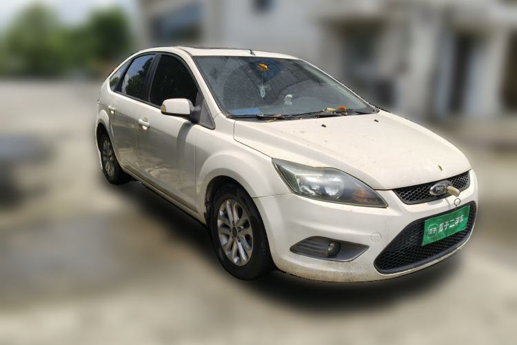 Used Ford Focus 2013 Hatchback Classic 1.8L Automatic Millionth Anniversary Edition Front Right 45 Deg