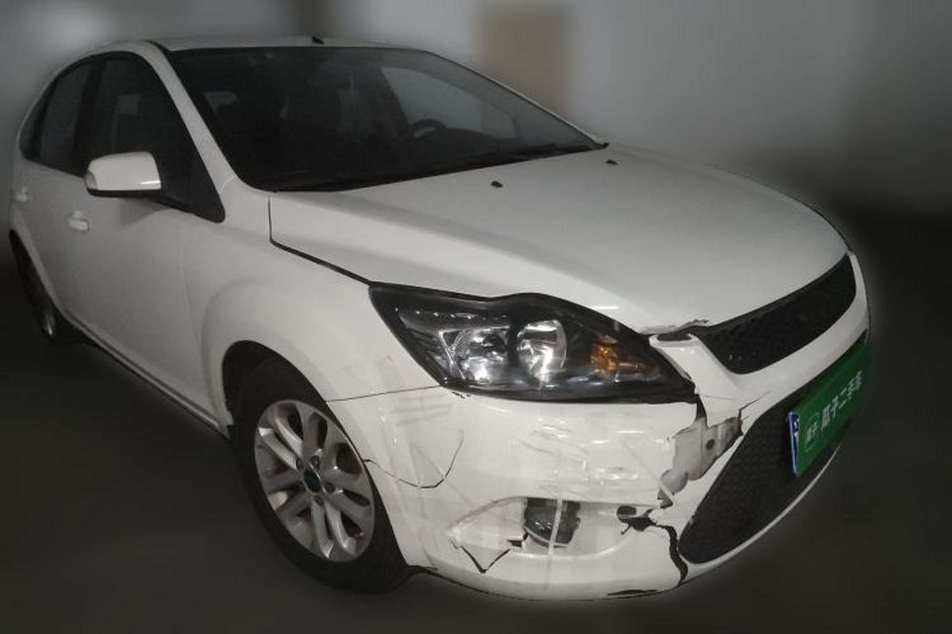 Used Ford Focus 2013 Hatchback Classic 1.8L Manual Base Model Front Right 45 Deg