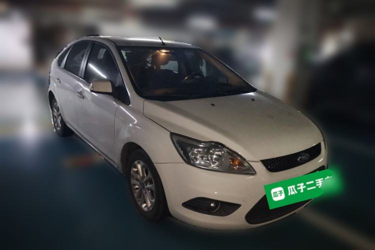 Used Ford Focus 2013 Hatchback Classic 1.8L Automatic Millionth Anniversary Edition Front Right 45 Deg
