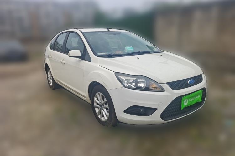 Used Ford Focus 2013 Hatchback Classic 1.8L Manual Millionth Anniversary Edition Front Right 45 Deg