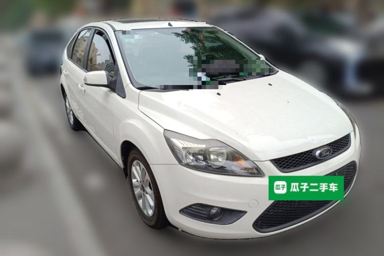 Used Ford Focus 2013 Hatchback Classic 1.8L Automatic Millionth Anniversary Edition Front Right 45 Deg