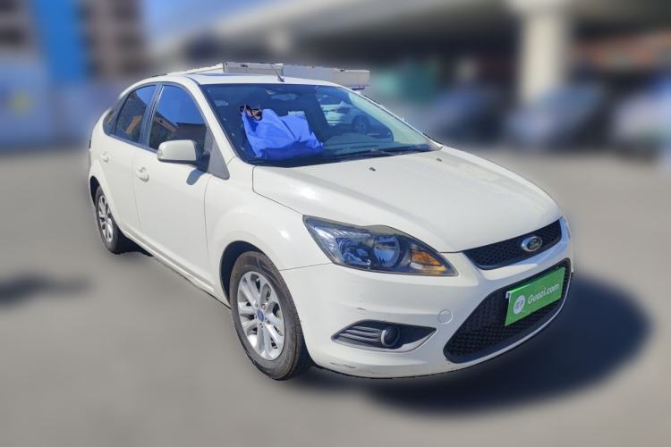 Used Ford Focus 2013 Hatchback Classic 1.8L Automatic Millionth Anniversary Edition Front Right 45 Deg