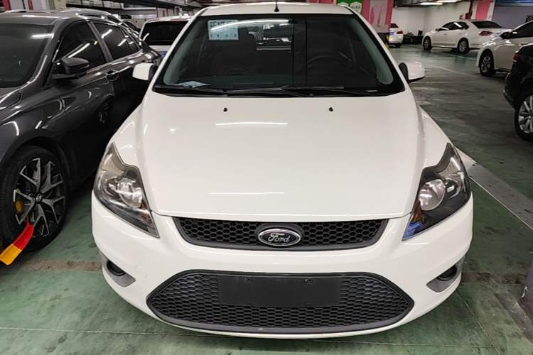 Used Ford Focus 2013 Hatchback Classic 1.8L Automatic Base Model Front