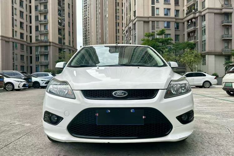 Used Ford Focus 2013 Hatchback Classic 1.8L Automatic Fashion Edition Front