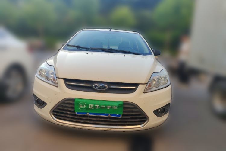 Used Ford Focus 2013 Sedan Classic 1.8L Automatic Fashion Edition Front