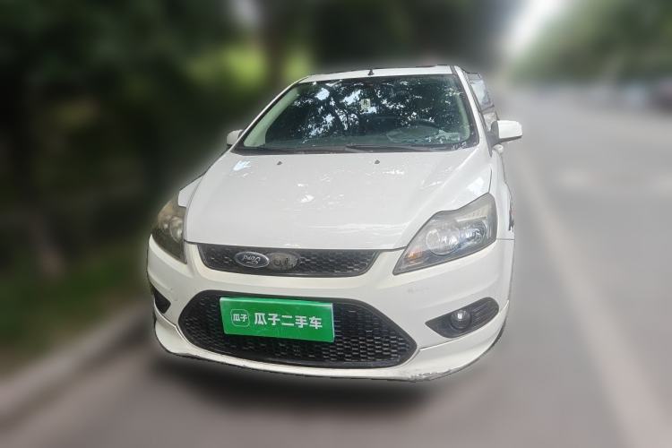 Used Ford Focus 2013 Hatchback Classic 1.8L Automatic Fashion Edition Front
