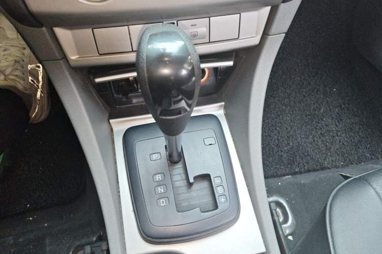 Used Ford Focus 2013 Hatchback Classic 1.8L Automatic Millionth Anniversary Edition Gear Lever