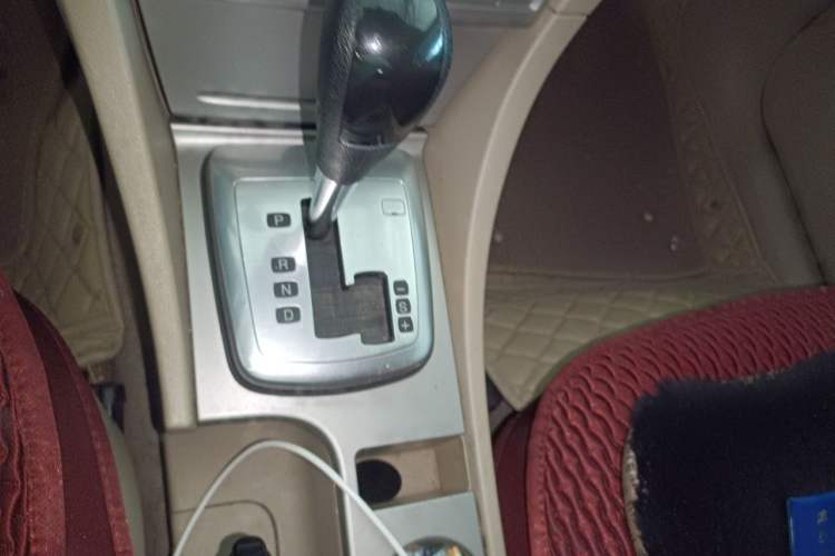 Used Ford Focus 2013 Hatchback Classic 1.8L Automatic Fashion Edition Gear Lever